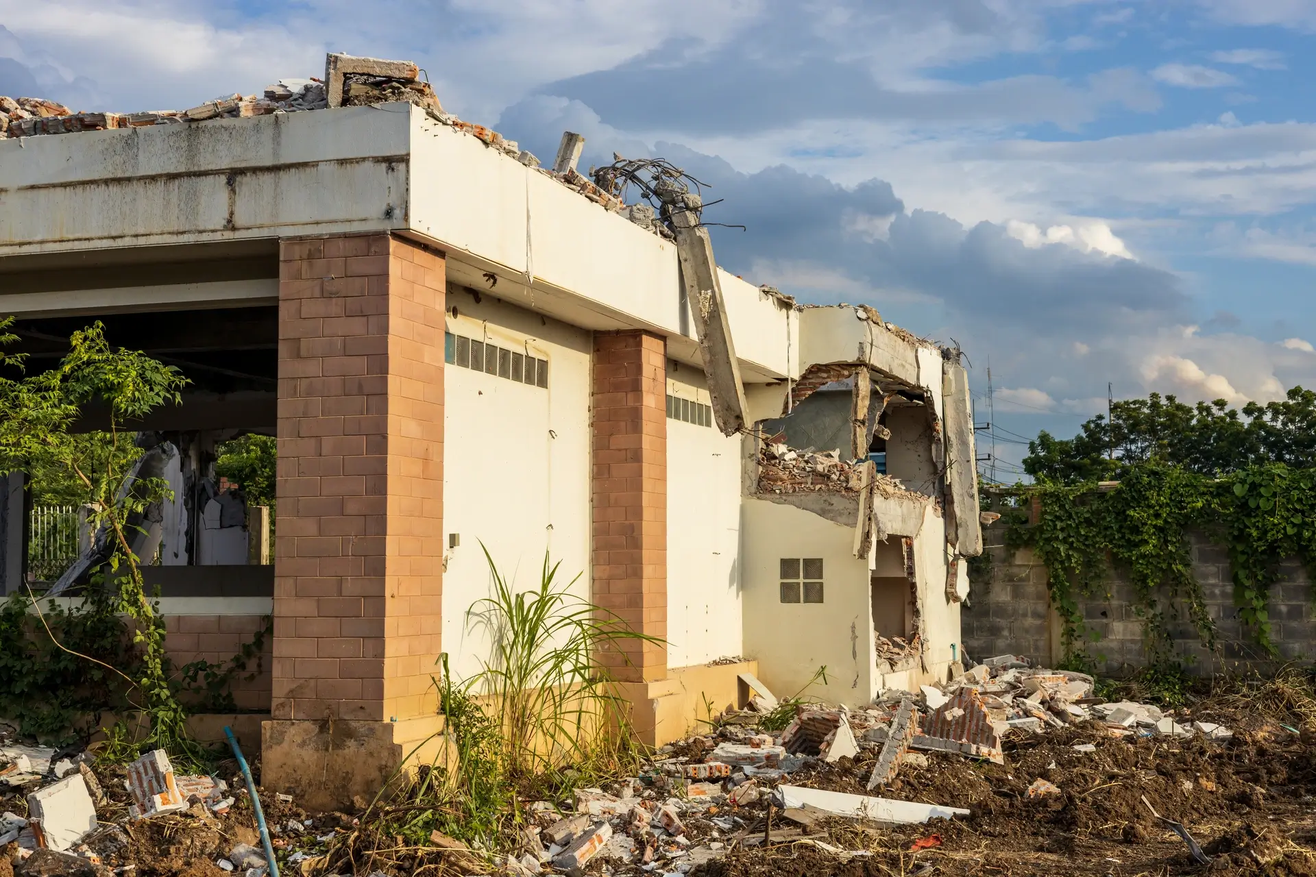 Light Demolition by Drop Zone Cleanup Co. in Northeast Georgia